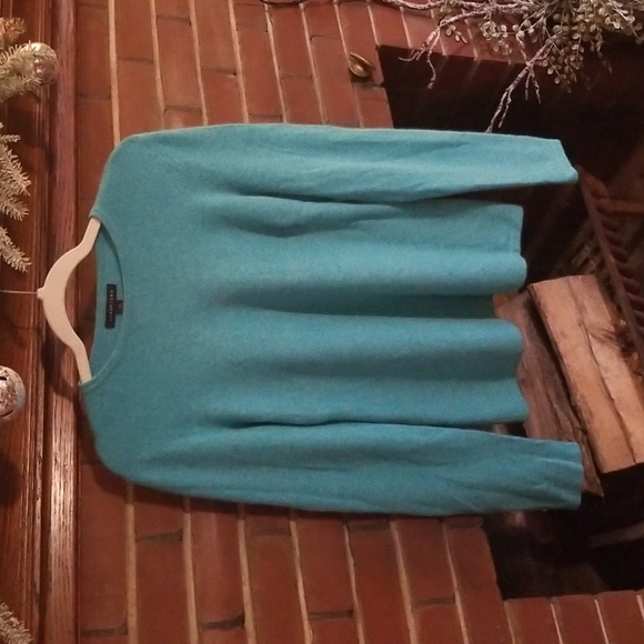 Lands' End Sweaters - Lands End 100% cashmere sweater, size M.